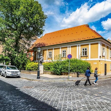 Academy Pension Budapest Exterior foto